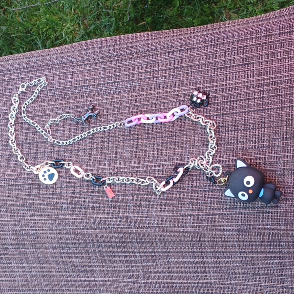 Hello Kitty's Pal CHOCOCAT Necklace!